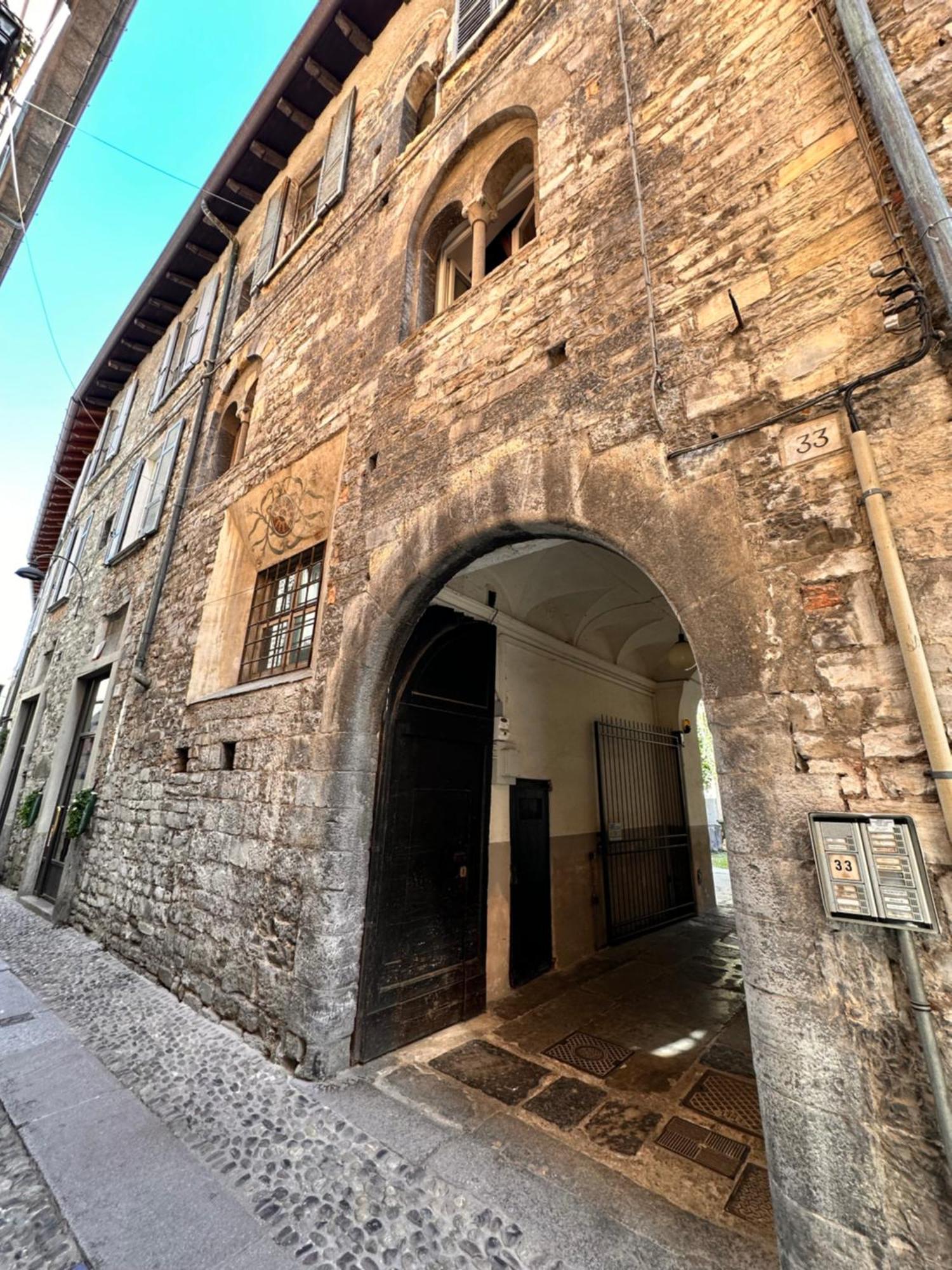 Domus Cortesella Como Luaran gambar